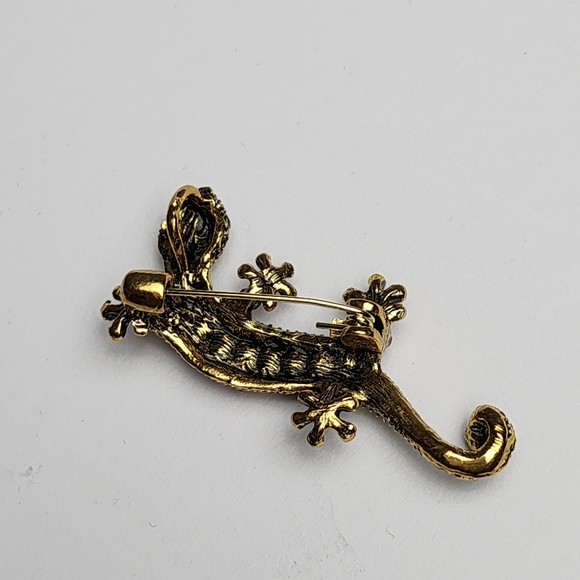 Victorian Design Bohemian Purple Rhinestone Lizard Brooch - Picture 7 of 8